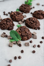 Load image into Gallery viewer, After 8 Chocolate Mint Cookies - Regular Size