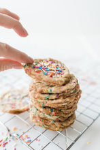 Load image into Gallery viewer, Sprinkle Cookies - Regular Size