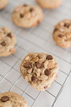 Load image into Gallery viewer, PBCC (Peanut Butter Cookies with Sea Salt Caramel &amp; Milk Chocolate) - Regular Size